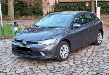 VW Polo 22.000 km 15.999 &euro; Wolfsburg 38448