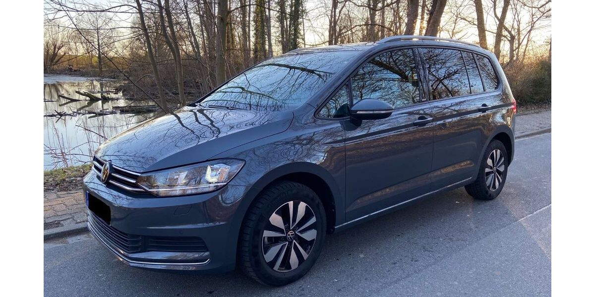 VW Touran 35.000 km 27.700 &euro; Wolfsburg 38446