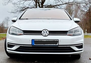 VW Golf 90.500 km 18.000 &euro; Wolfsburg 38448
