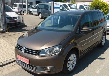 VW Touran 197.500 km 7.990 &euro; Wolfsburg/Vorsfelde 38448