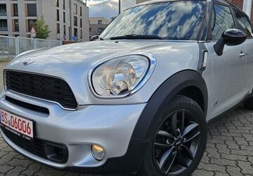 Mini Countryman S (Cooper) 95.628 km 9.994 &euro; Braunschweig 38106