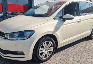 VW Touran 252.490 km 8.995 &euro; Wolfsburg 38446