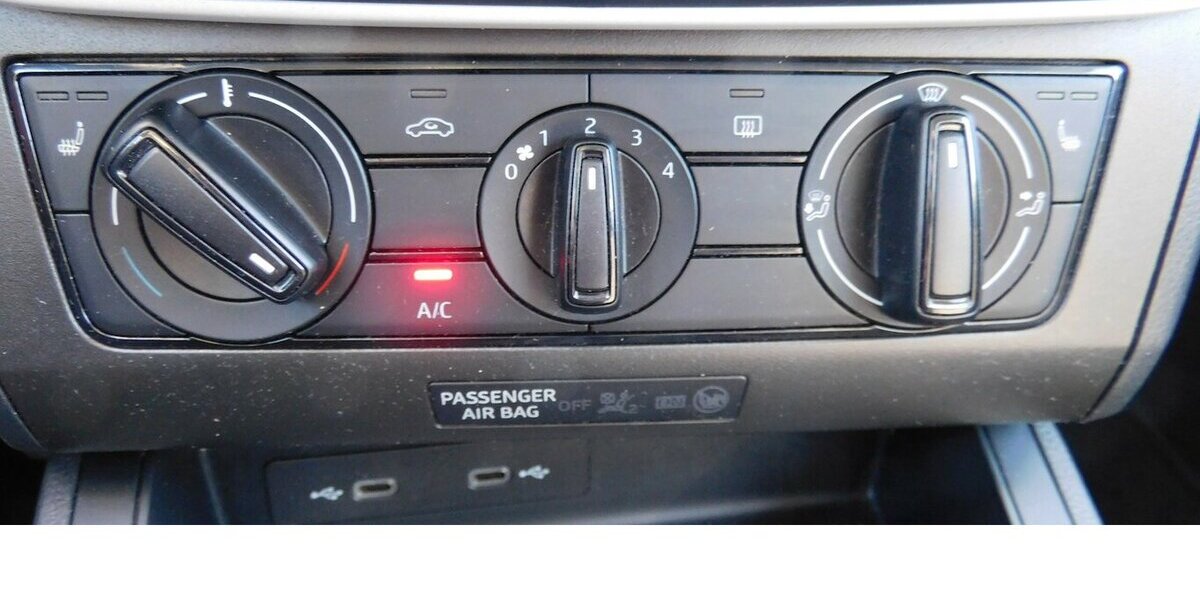 Seat Ibiza 1.0 Reference MPI BMT 4Trg Klima 27.700 km 12.990 &euro; Vordorf 38533