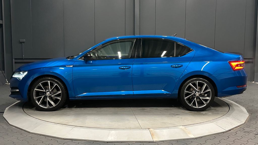 Skoda Superb 83.000 km 32.890 &euro; Helmstedt 38350