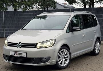 VW Touran 172.890 km 6.990 &euro; Braunschweig 38110