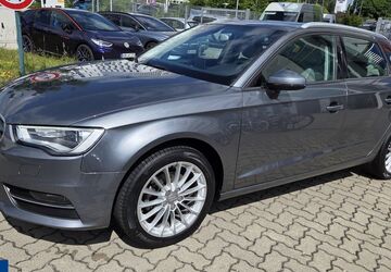 Audi A3 84.174 km 12.699 &euro; Wolfsburg 38446