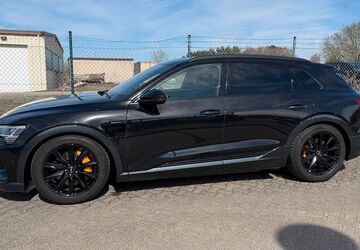 Audi e-tron 78.900 km 35.900 &euro; Osloß 38557