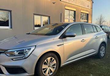 Renault Megane 77.865 km 8.490 &euro; Sassenburg 38524