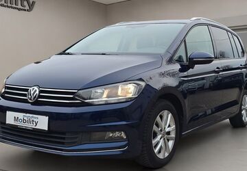 VW Touran 127.499 km 18.420 &euro; Braunschweig 38114