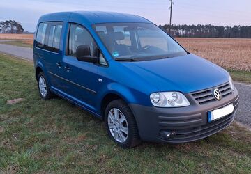 VW Caddy 180.000 km 2.800 &euro; Hillerse 38543