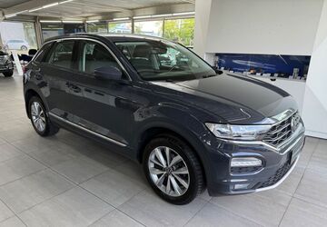 VW T-Roc 125.000 km 16.490 &euro; Braunschweig 38116