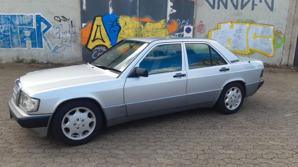 Mercedes-Benz 190 386.000 km 4.900 &euro; Braunschweig 38106