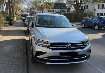 VW Tiguan 50.000 km 26.900 &euro; Wolfsburg 38446