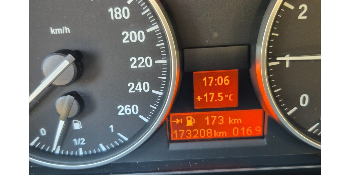 BMW 3er Cabriolet 174.100 km 9.990 &euro; Braunschweig 38100