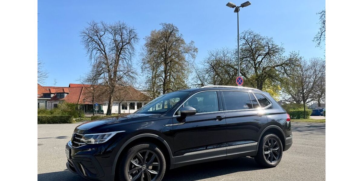VW Tiguan Allspace 12.000 km 38.490 &euro; Wolfsburg 38448