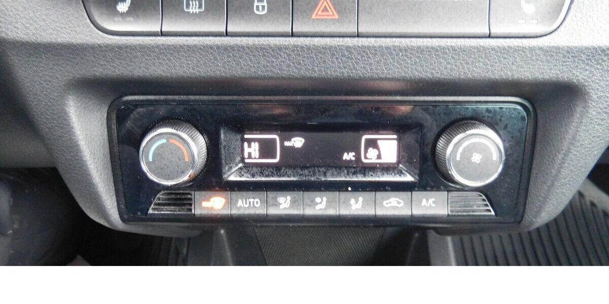 Skoda Fabia 1.0 Kombi Ambition TSI BMT Navi Klima 25.700 km 15.690 &euro; Vordorf 38533