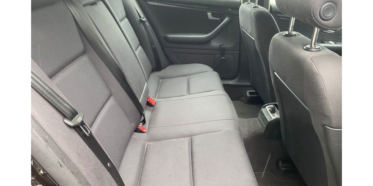 Audi A4 Avant 293.146 km 3.980 &euro; Braunschweig 38100