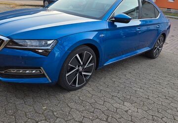 Skoda Superb 61.400 km 25.500 &euro; Braunschweig 38124