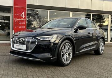 Audi e-tron 51.000 km 32.470 &euro; Helmstedt 38350