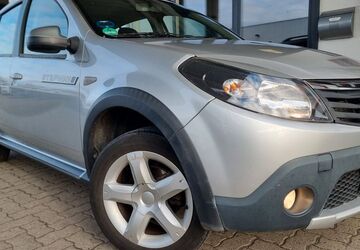 Dacia Sandero 61.700 km 5.495 &euro; Wolfsburg 38446