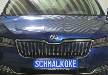 Skoda Superb 63.300 km 25.950 &euro; Braunschweig 38112