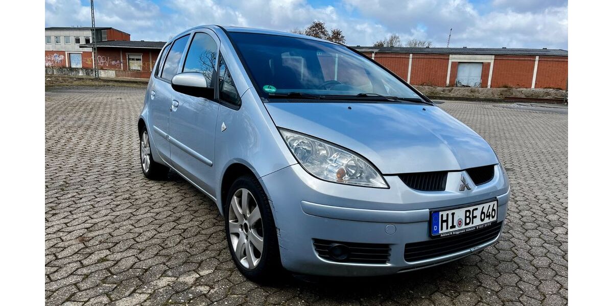 Mitsubishi Colt 103.000 km 2.100 &euro; Braunschweig 38102
