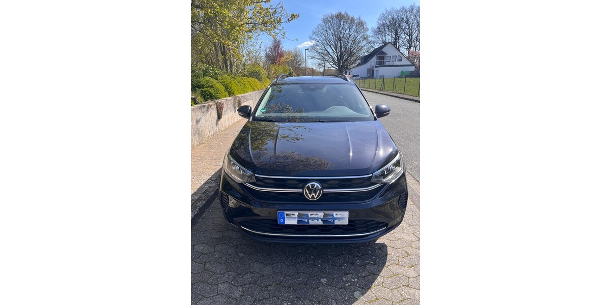 VW Taigo 16.000 km 17.900 &euro; Wolfsburg 38442