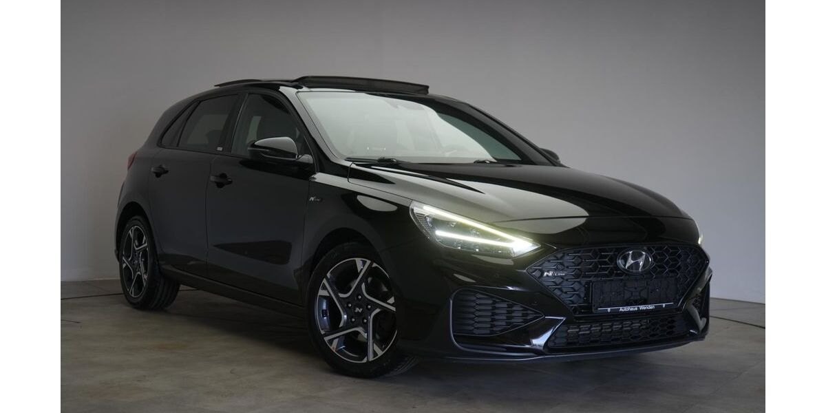 Hyundai i30 81.000 km 14.990 &euro; Braunschweig 38110