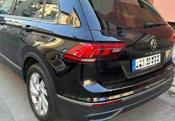 VW Tiguan 68.000 km 23.600 &euro; Braunschweig 38118