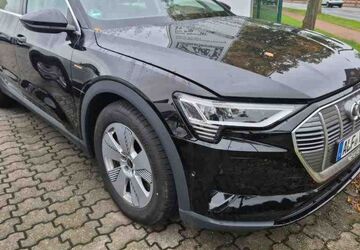 Audi e-tron 55.000 km 25.970 &euro; Helmstedt 38350