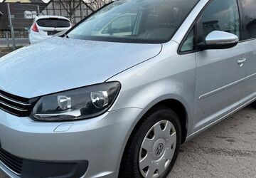 VW Touran 190.000 km 8.100 &euro; Lehre 38165