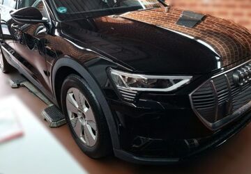 Audi e-tron 39.500 km 25.970 &euro; Helmstedt 38350