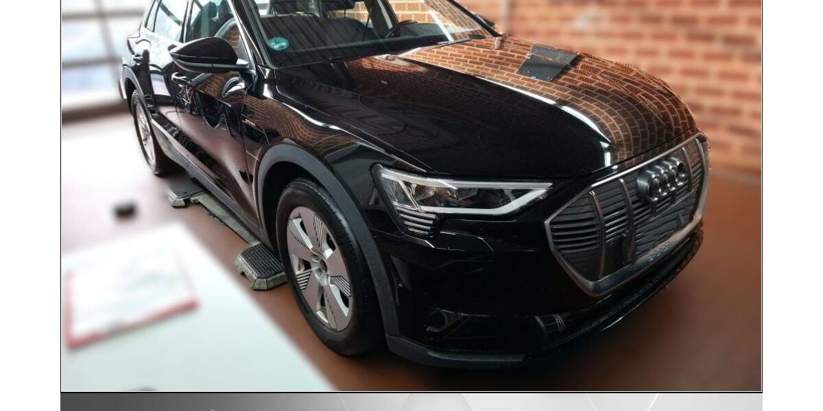 Audi e-tron 39.500 km 25.970 &euro; Helmstedt 38350