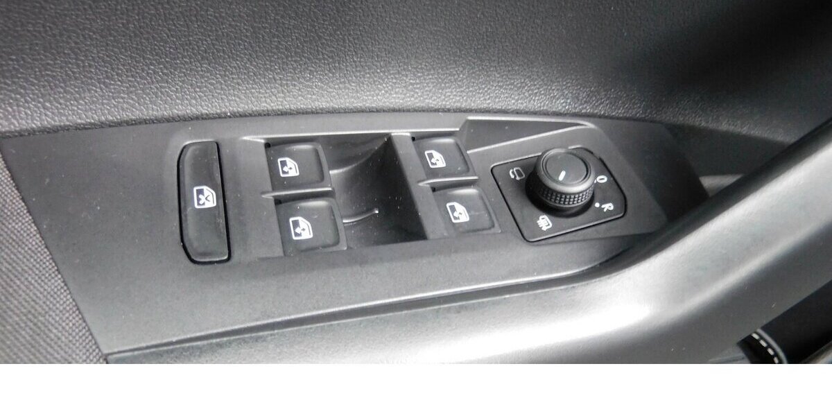 VW Polo 1.0 Life TSI BMT DSG Navi Klima 27.800 km 18.990 &euro; Vordorf 38533