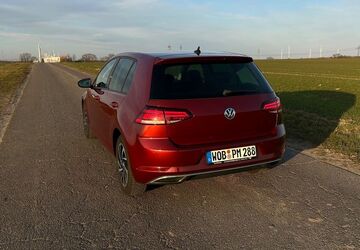 VW Golf 95.000 km 17.000 &euro; Wolfsburg 38442