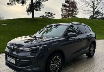 VW Tiguan 18.500 km 34.999 &euro; Koenigslutter 38154