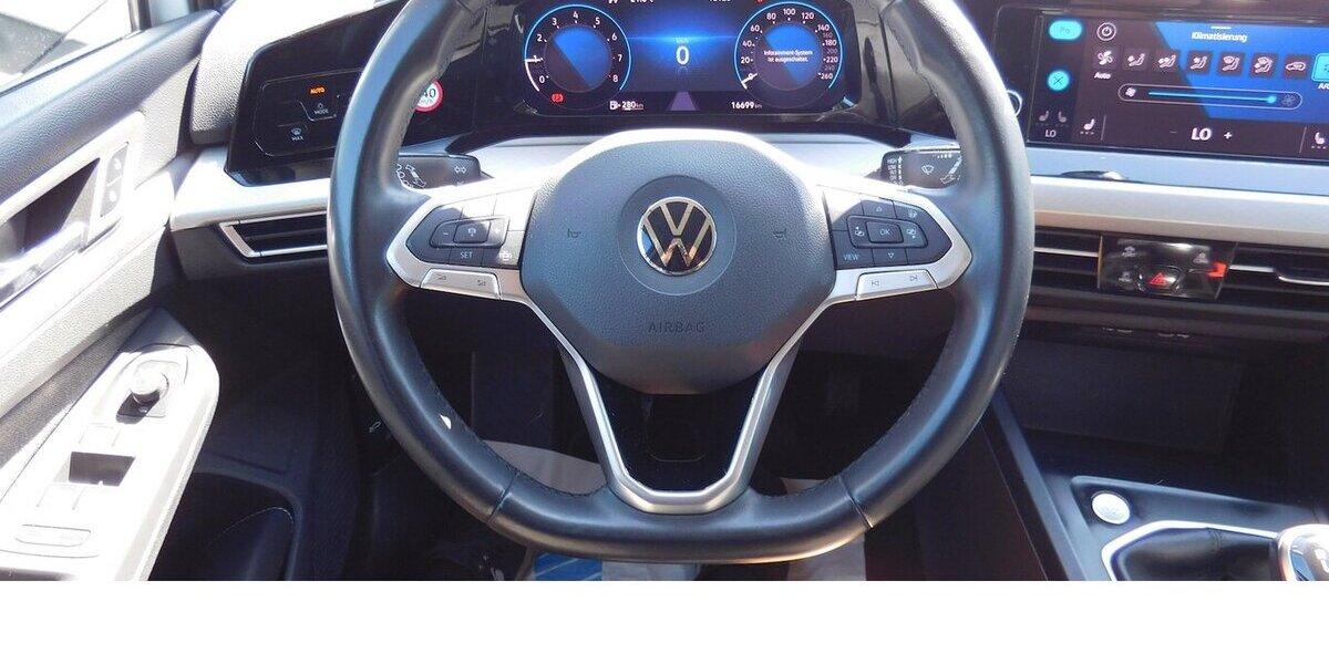 VW Golf Variant VIII 1.0 Life TSI Navi Klima Alu 16.700 km 18.390 &euro; Vordorf 38533