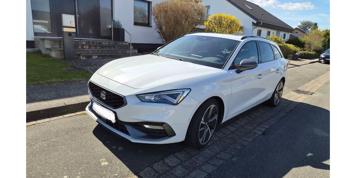 Seat Leon 64.800 km 19.900 &euro; Wolfsburg 38442