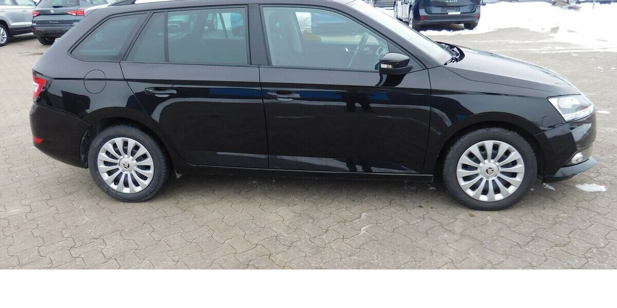 Skoda Fabia 1.0 Kombi Ambition TSI BMT Navi Klima 25.700 km 15.690 &euro; Vordorf 38533
