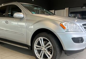 Mercedes-Benz ML 320 330.000 km 4.990 &euro; Helmstedt 38350