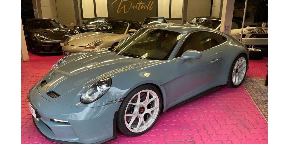 Porsche 992 2.890 km 389.900 &euro; Braunschweig 38114