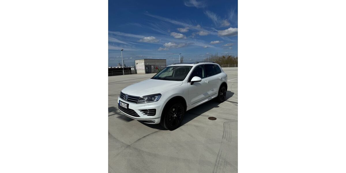 VW Touareg 90.500 km 32.700 &euro; Wolfsburg 38448