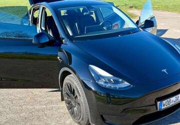 Tesla Model Y 27.500 km 32.900 &euro; Wolfsburg 38446