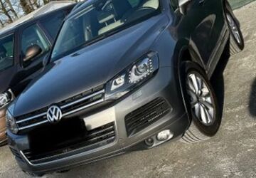 VW Touareg 270.600 km 12.500 &euro; Braunschweig 38114