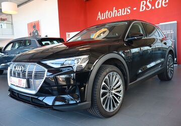 Audi e-tron 35.715 km 31.850 &euro; Braunschweig 38116