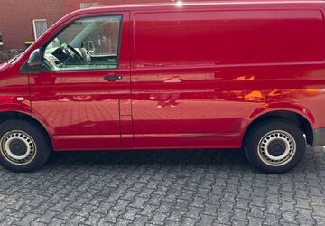 VW T5 Transporter 218.000 km 4.600 &euro; Wolfsburg 38446