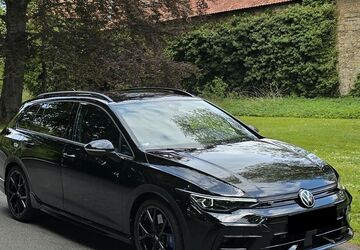 VW Golf 13.800 km 39.890 &euro; Wolfsburg 38440