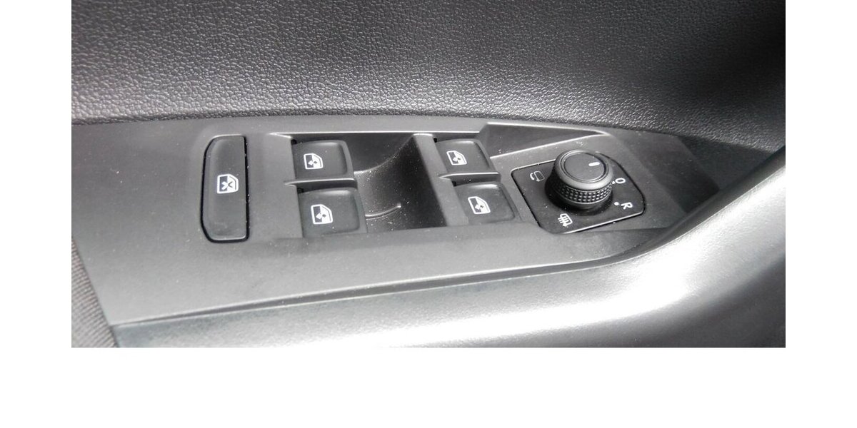 VW Polo 1.0 Life MPI BMT 4Trg Klima Navi LED 5.600 km 18.690 &euro; Vordorf 38533