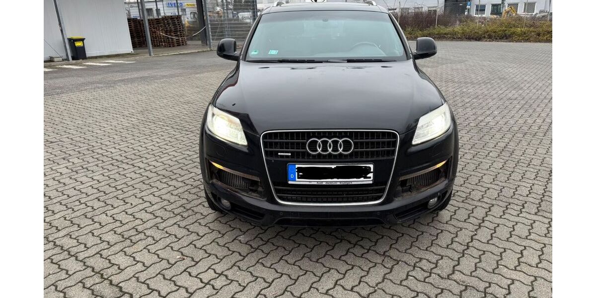 Audi Q7 150.000 km 7.500 &euro; Braunschweig 38112