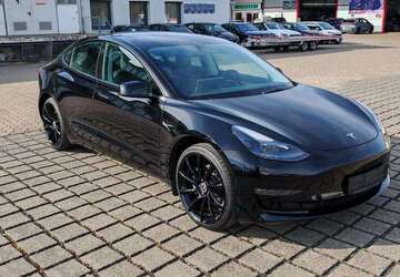 Tesla Model 3 36.143 km 31.970 &euro; Braunschweig 38112